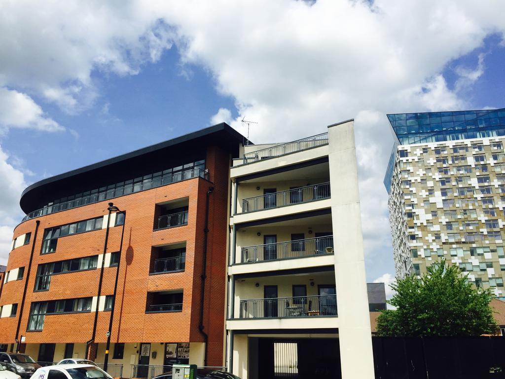 Comfort Zone Apartments Бирмингем Экстерьер фото