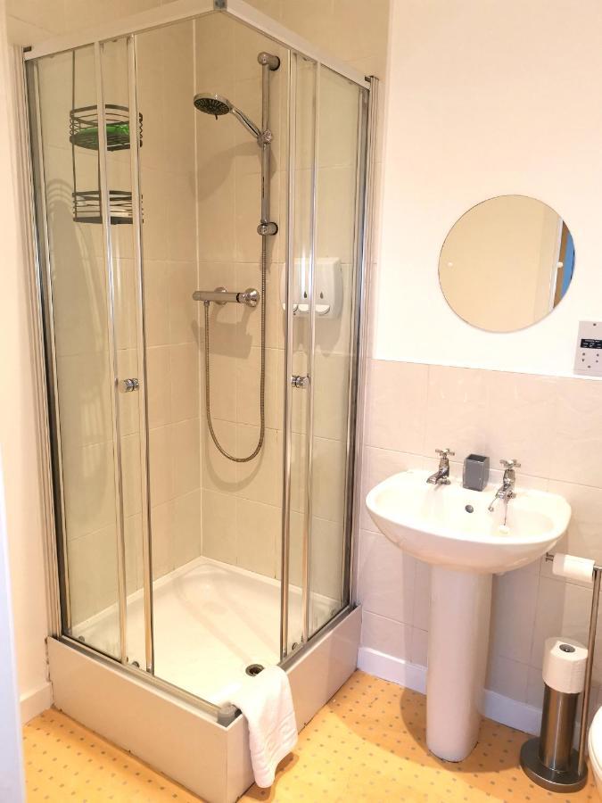Comfort Zone Apartments Бирмингем Экстерьер фото